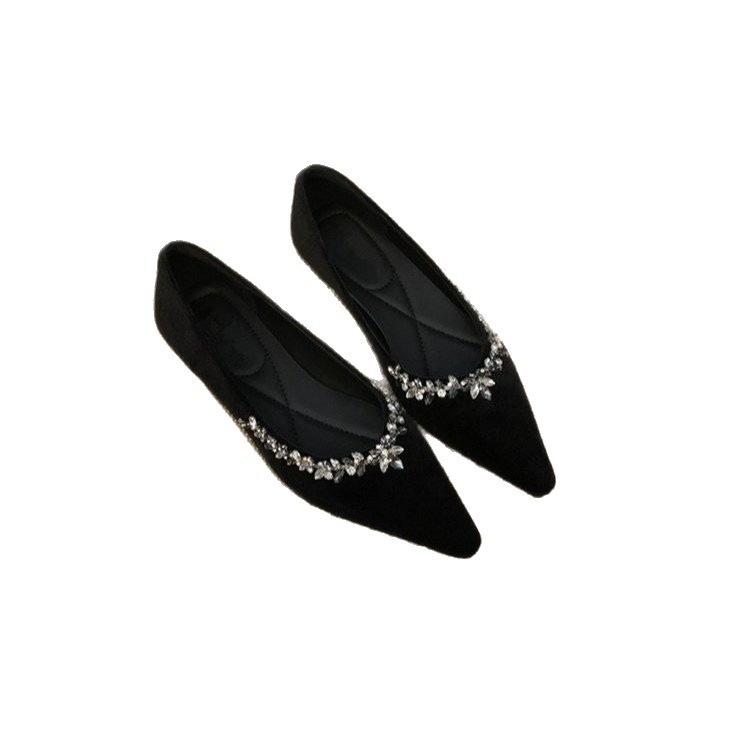 Pointed temperament rhinestone black single shoes, new autumn French red light mouth soft sole evening shoes