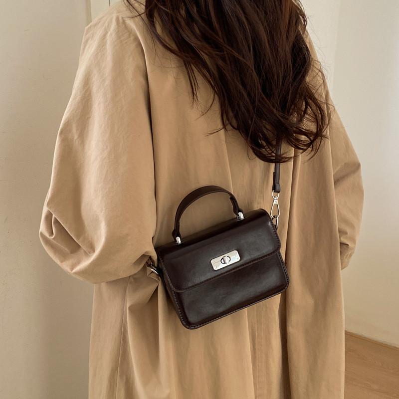 Pu Small Square Bag For Women With Zipper Closure And Interior Pockets For Daily Use