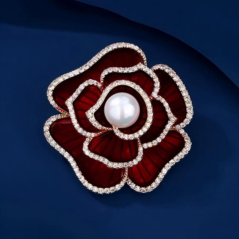 Xiaoxiangfeng Camellia Brooch, A High-end French Luxury Brooch with A Refined and Elegant Suit Pin
