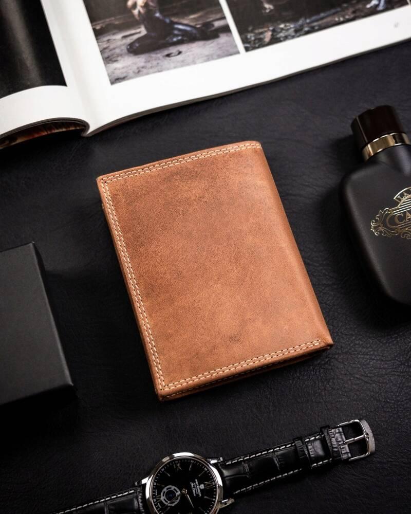 Large, Vertical Men's Wallet Made of Genuine Leather - Always Wild