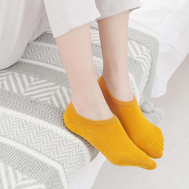 Spring/Summer Japanese Anti-Slip Cotton Invisible Women's Socks - Solid Candy Colors, Low-Cut, Casual.