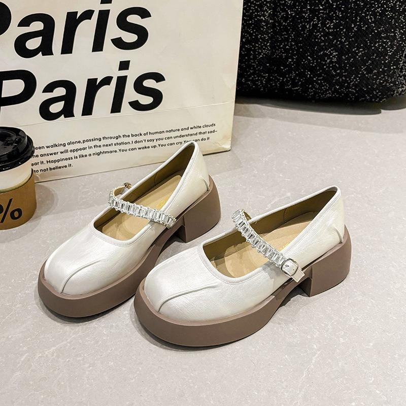 Summer and Autumn White Mary Jane Shoes Women's New One-word with Round Head with Skirt Thick Medium Heel Single Shoes