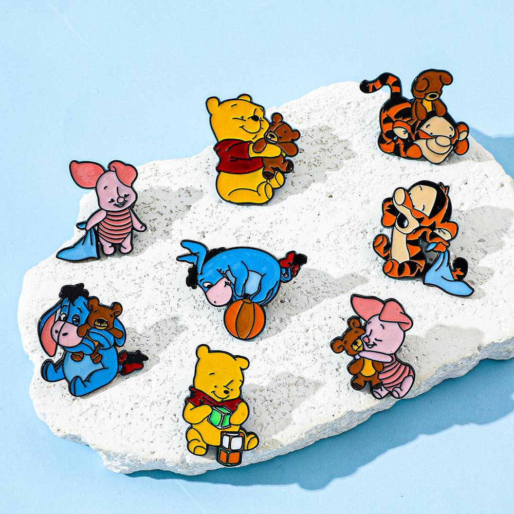 8 PCS Disney Cute Cartoon Brooches Winnie the Pooh, Piggy and Eeyore - Enamel Pins and Metal Badges for Clothes, Backpacks and Gifts for Friends