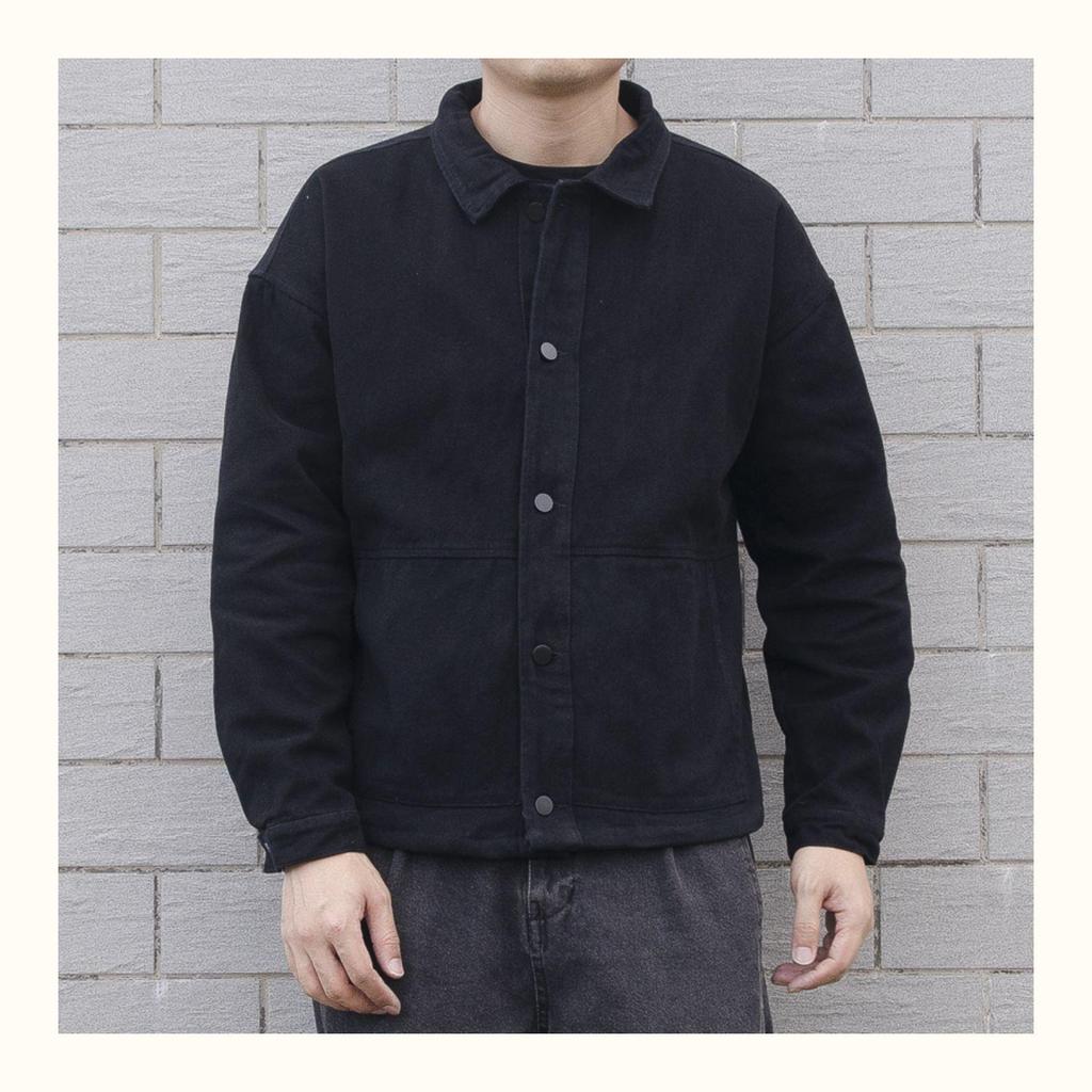 Men's Korean-Style Black Denim Jacket: Trendy, Simple, Versatile, Loose Fit for Teens and Students, Perfect for Autumn and Winter.