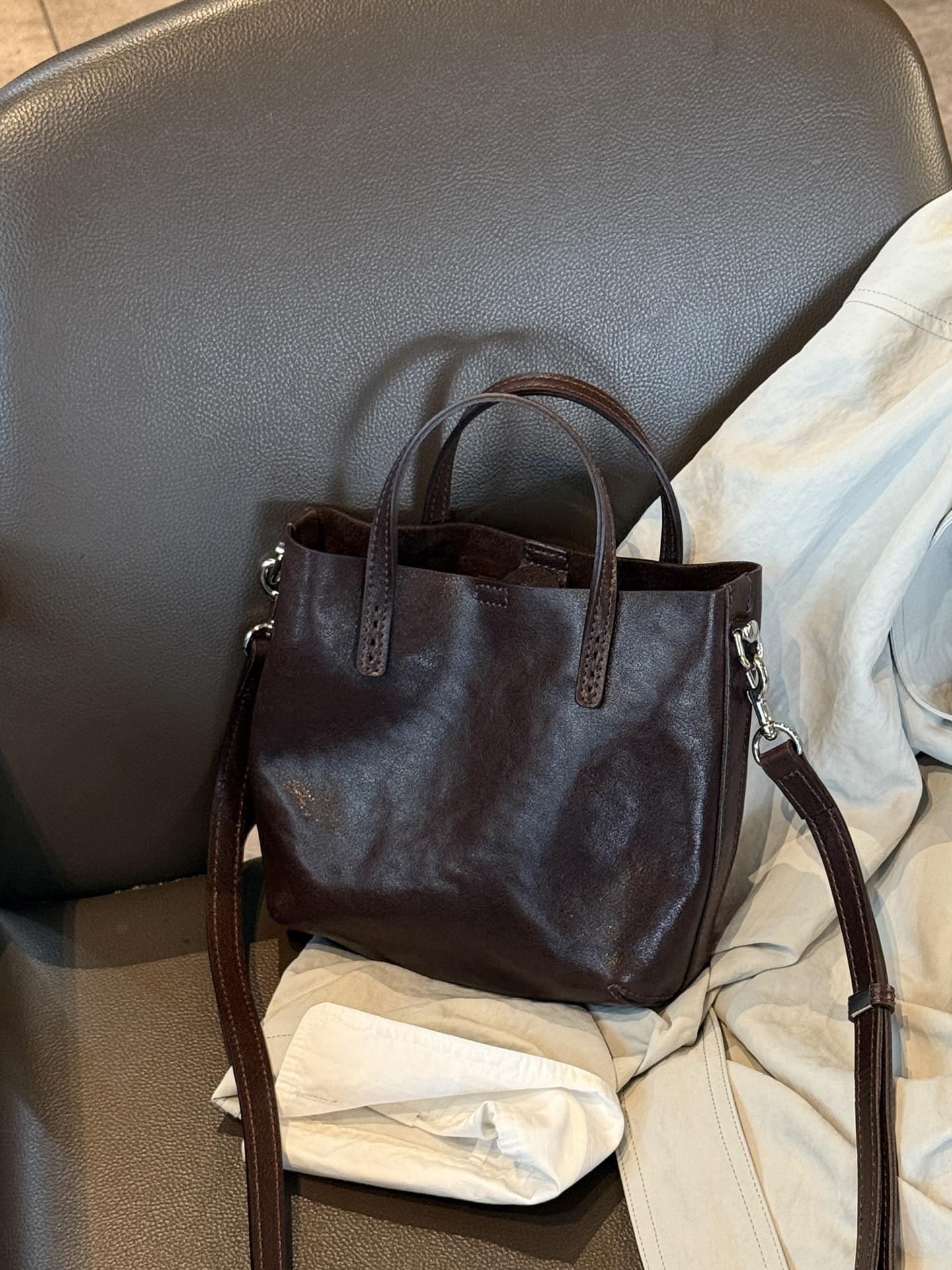 

New Top Layer Cowhide Bucket Bag, Mobile Phone Bag, Large Capacity Commuting Bag, Shoulder Bag, Crossbody Bag, Women s Bag, Genuine Leather темно-коричневого кольору