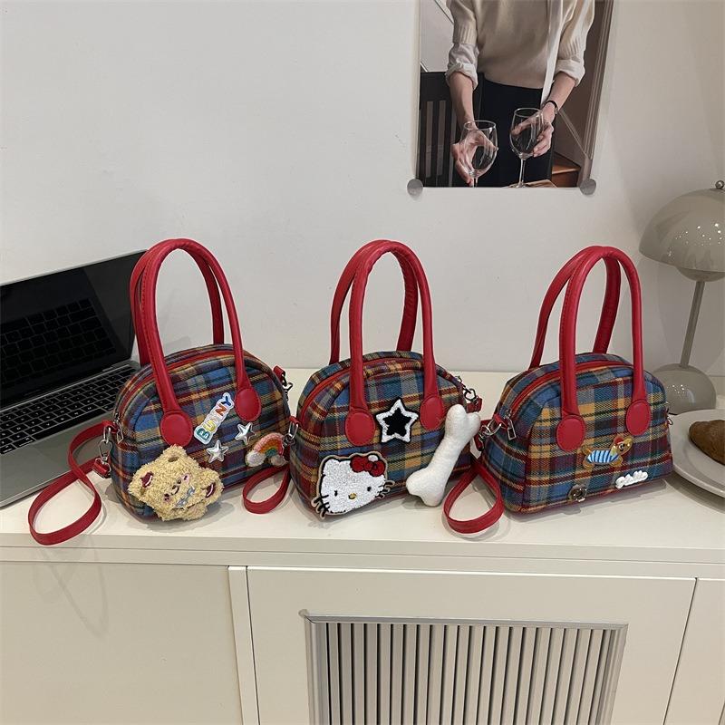 Cartoon cute girl sweet handbag women sweet and spicy versatile casual personality fashion high sense messenger bag