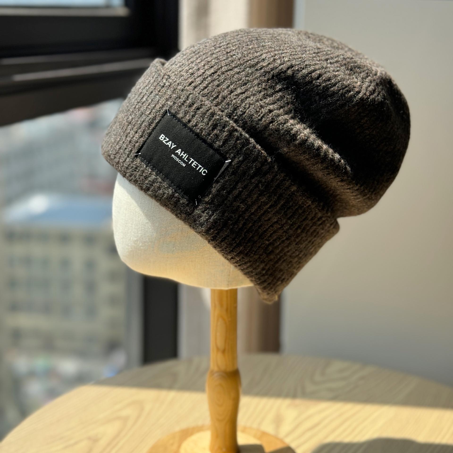 

Autumn and Winter Patch Knitted Hat Thickened Warm Pullover Travel Hat Cold Hat for Men with Big Head Circumference one size