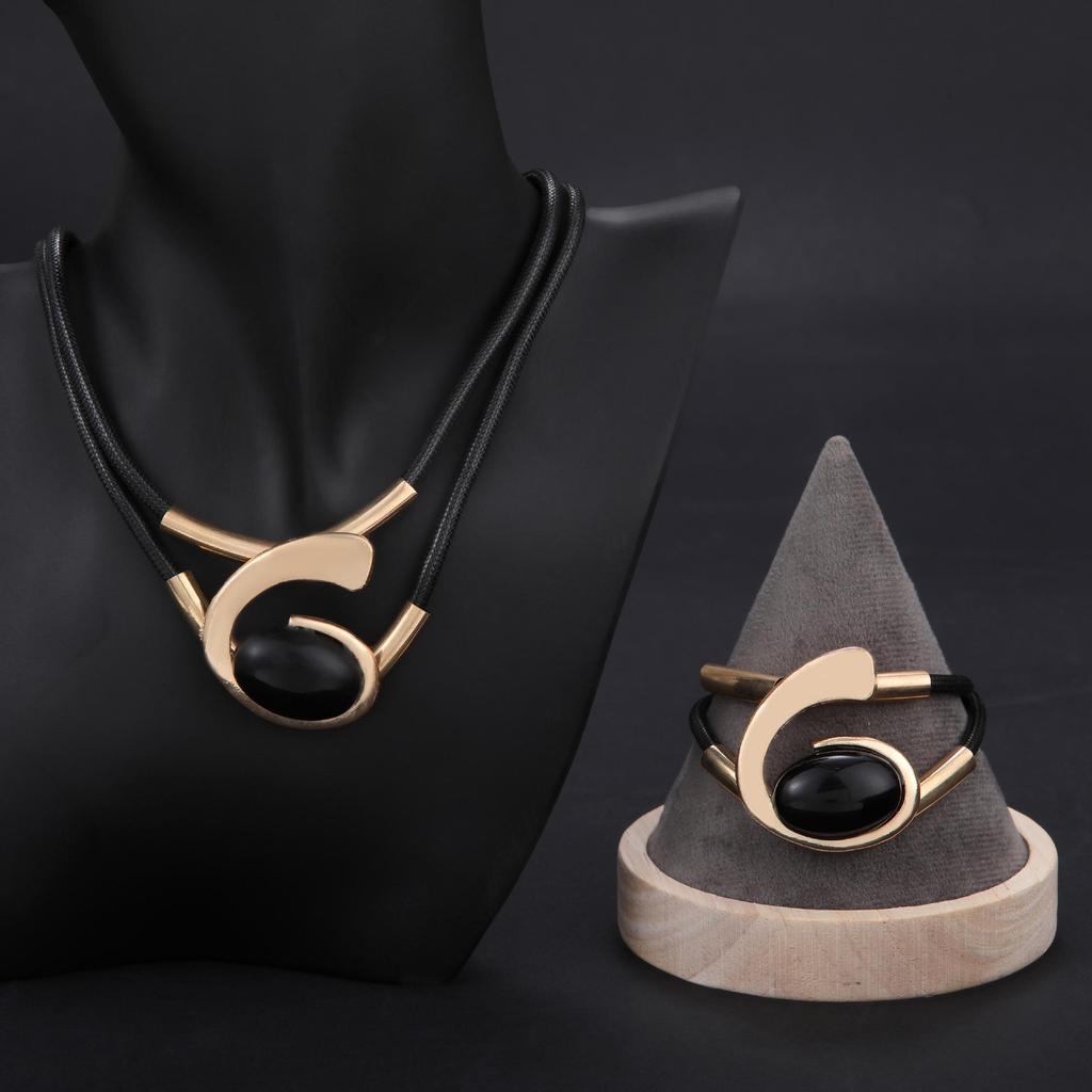 Böhmisches Acryl Schnecke Ovales Auge Schmuckset: Damen Wachskordel Halskette & Armband