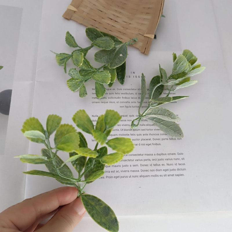 5pcs Mini Branches Stamen DIY Wreath Decorative Accessories Artificial Flower Leaves Grass Christmas Party Decoration Fake Plant