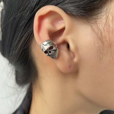 Punk Skeleton Clip Earrings for Women Vintage Hollow Mask Earring Couple Funny Ear Accessories Trendy Halloween Party Jewelry