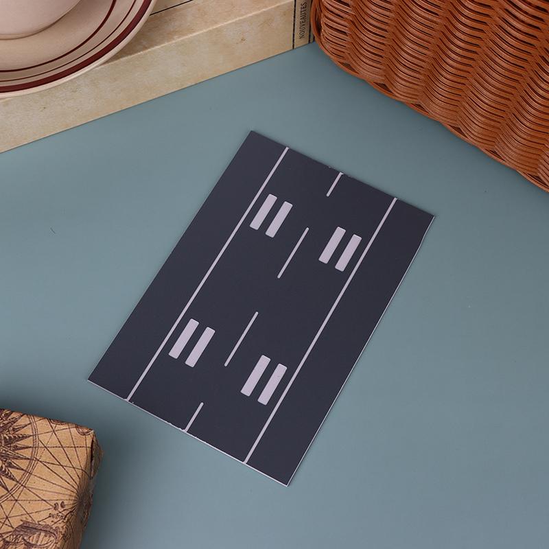 Diy Mini Simulation Passenger Aircraft Model Runway Platform Civil Flight Takeoff And Landing Background Sand Table Toy 15X10Cm