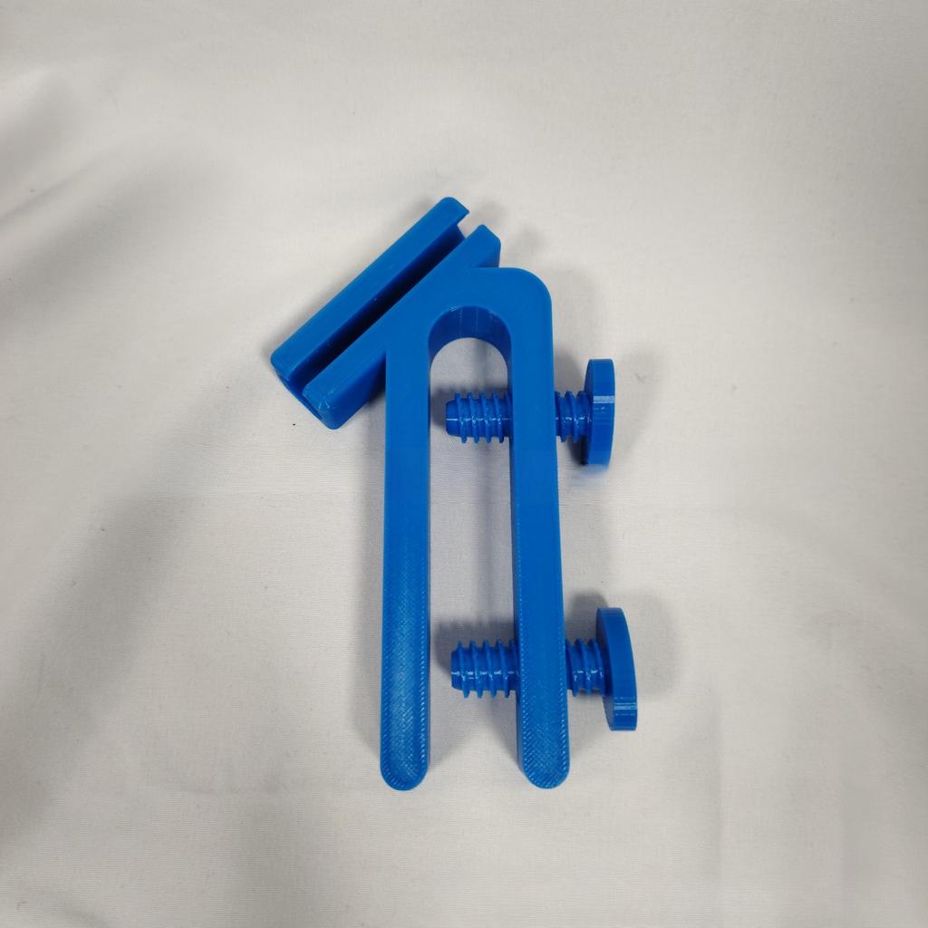 2PCS Rain Barrel Hose Holder Detachable Hose Holder with Adjustable Clamp Hose Support On Barrel Edge for Outdoor Rainwater Barrel Home Garden Use