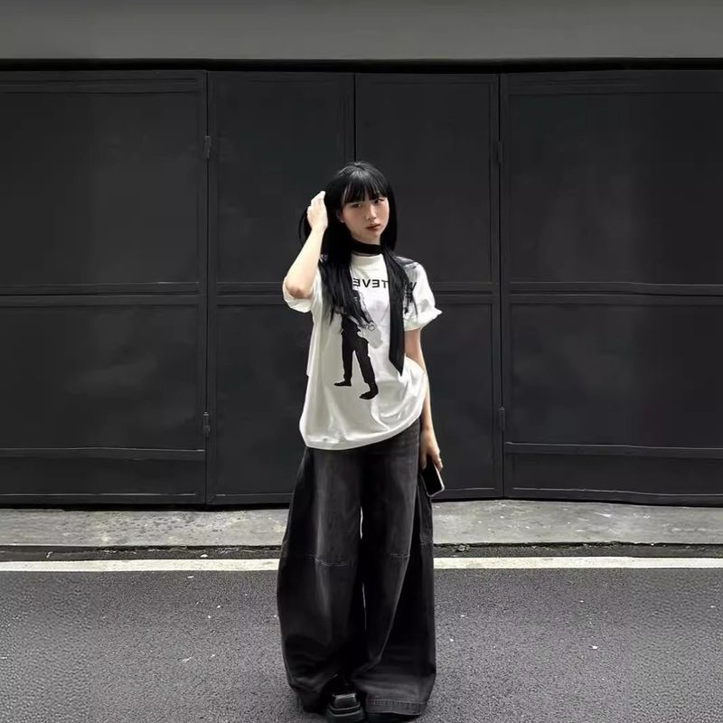 

Plus-Size American Retro Guitar Player Print T-Shirt Summer High Street Couple s Oversized Short-Sleeve Top Trendy White M [Recommendation 40-50kg]