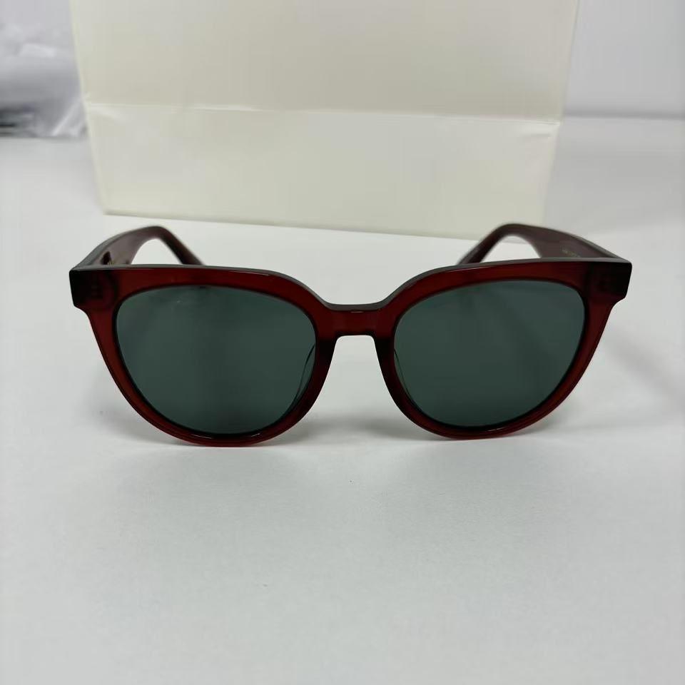 Karin Liu Yifei's same style sunglasses, Korean version Versatile sun protection glasses kirsten Plastic frame sunglasses