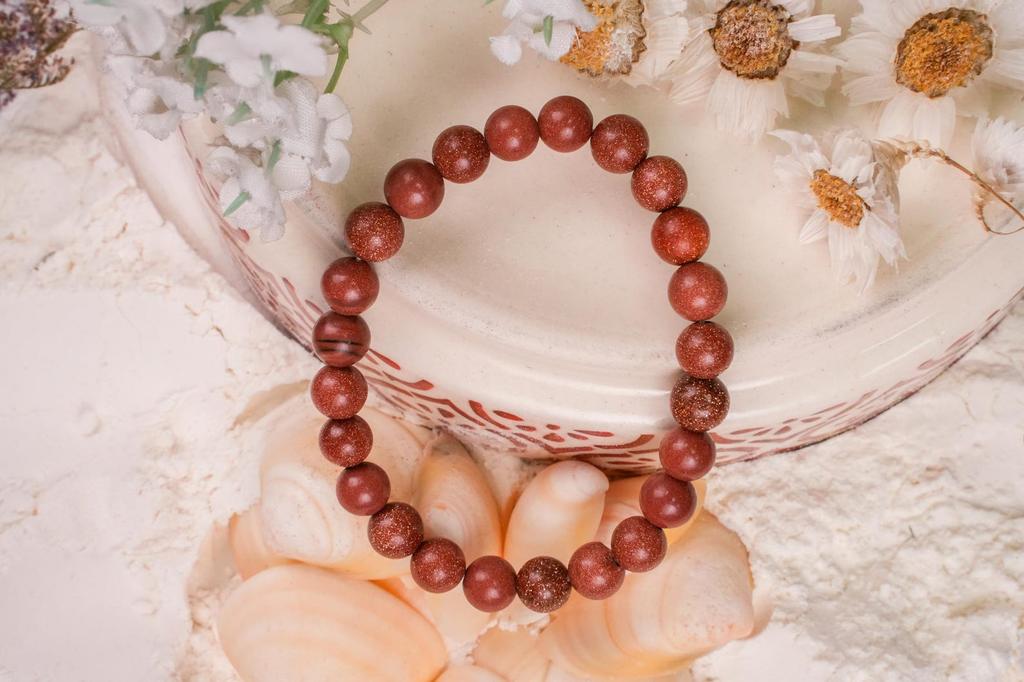 Roter Goldstein Energiearmband, Funkelnder Kristall für Motivation & Stärke, Heilperlenarmband für Männer & Frauen, Handgemachtes Geschenk für Ihn/ Sie