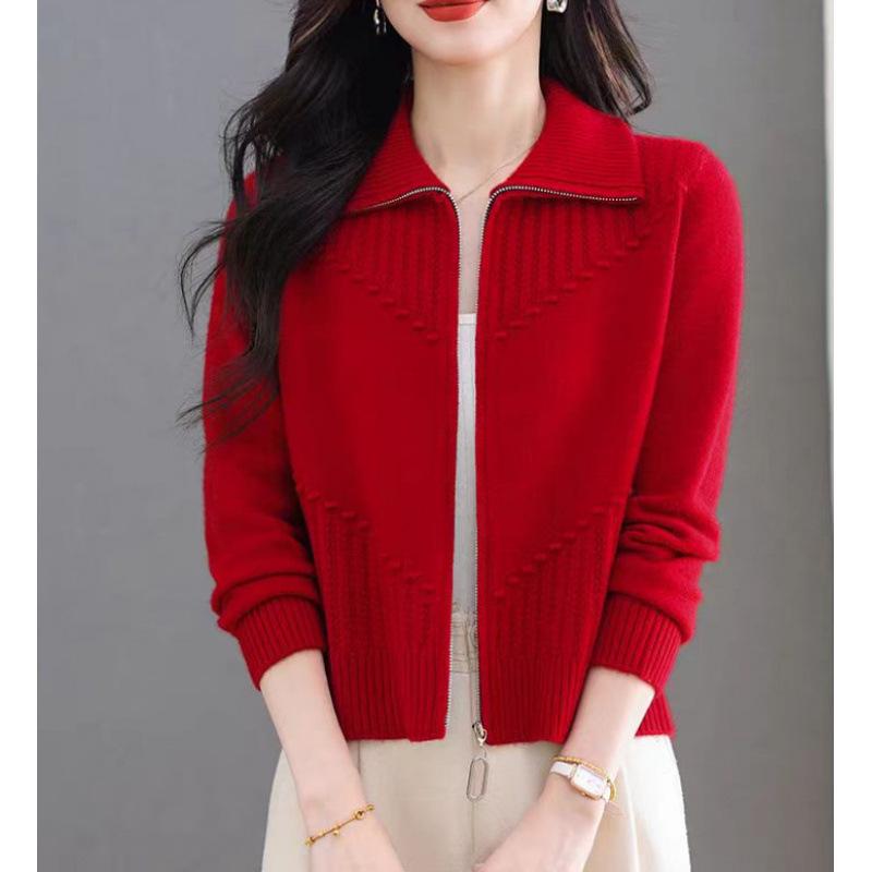 Women's Chic Slimming Lapel Knit Wool Cardigan: 2025 Spring/Autumn Fashionable Short Sweater Outerwear