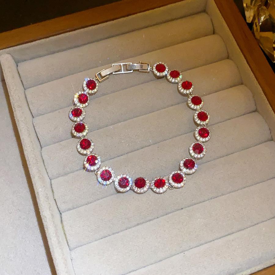 Bracciale Geometrico in Zirconi di Lusso Raffinato: Design Colorato e Versatile
