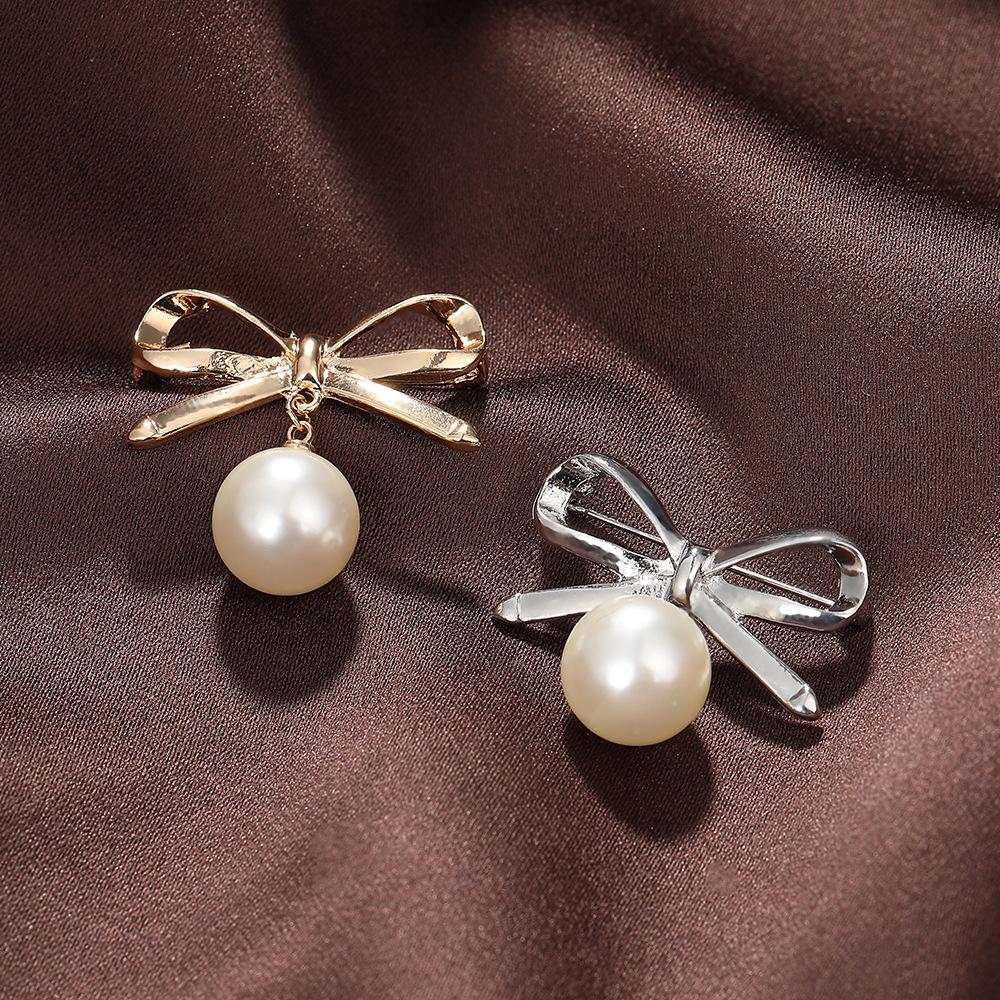 Small Brooch, Bow, Anti-light Brooch, High-end Chest Seam-free Shirt, Anti-light Button Pin.