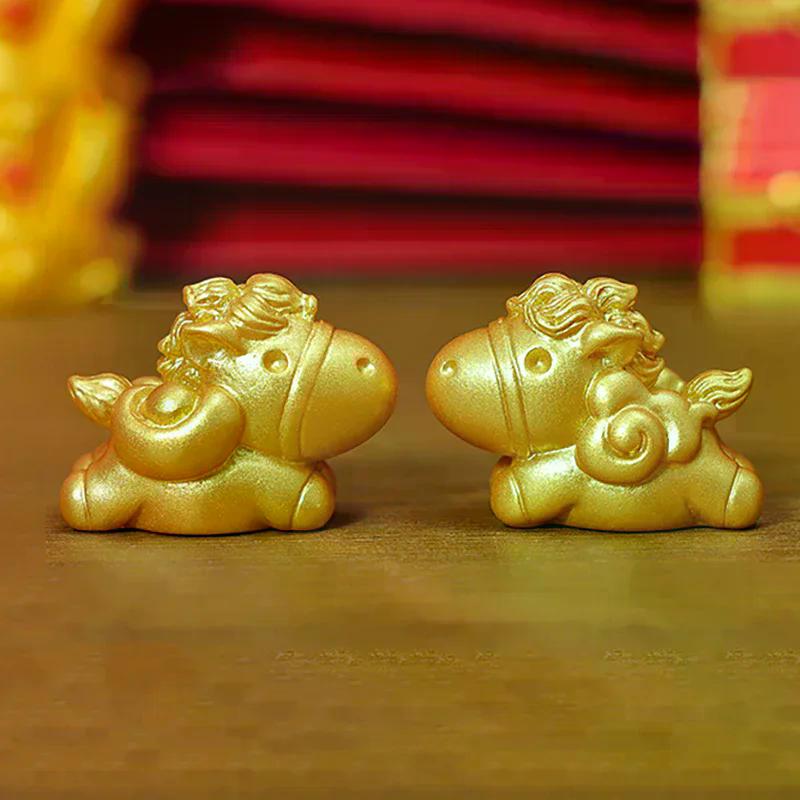 2026 New Year Figurines Miniatures Cartoon Lucky Gold Horse Micro Landscape Ornaments Home Room Desk Decorations Gift