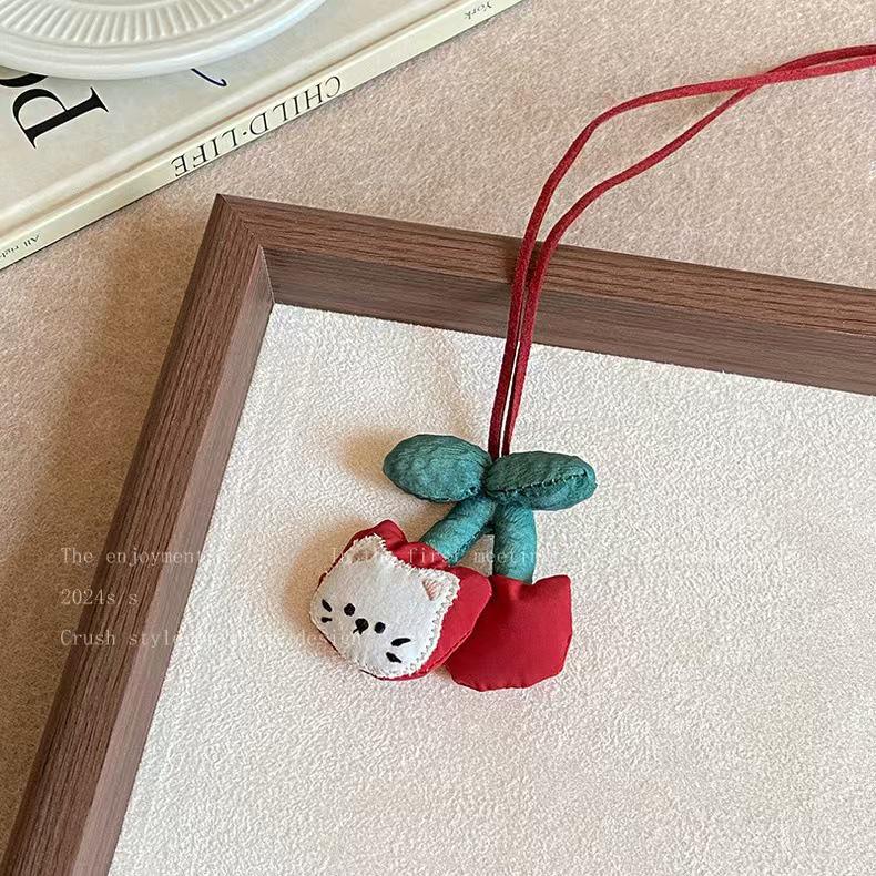 

Ожерелье в виде ретро-кошки: Милое, Детское Обаяние в Простой, Стильной Ключичной Цепочке