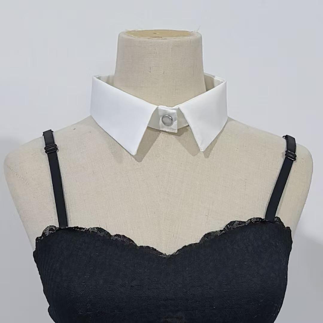

Chic Bow Tie-Up Peter Pan Collar: Trendy, Age-Defying Detachable Accessory