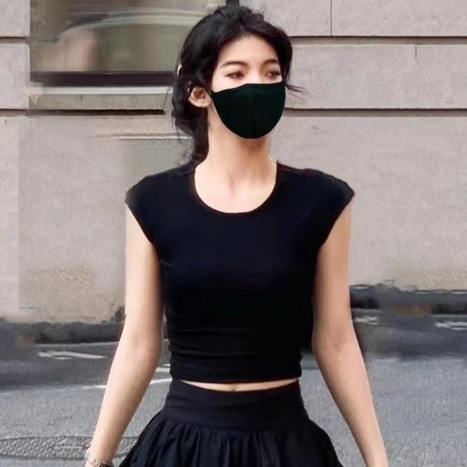 

French Style Elegant Women s Two-Piece Set: Slim Short-Sleeve T-shirt & Sweet Spicy Large Flare A-line Skirt XL