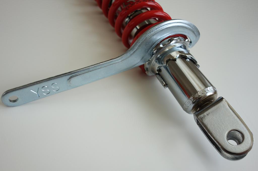 YSS Rear Suspension for Address Spring V125/G/S, Chrome/Red, 5-Stage Preload, V125-315-RED