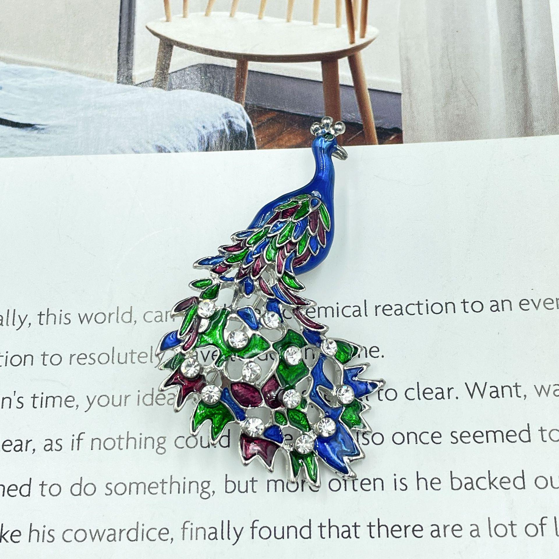 

Вінтажна брошка у вигляді павича з алмазним живописом для ханьфу та ципао