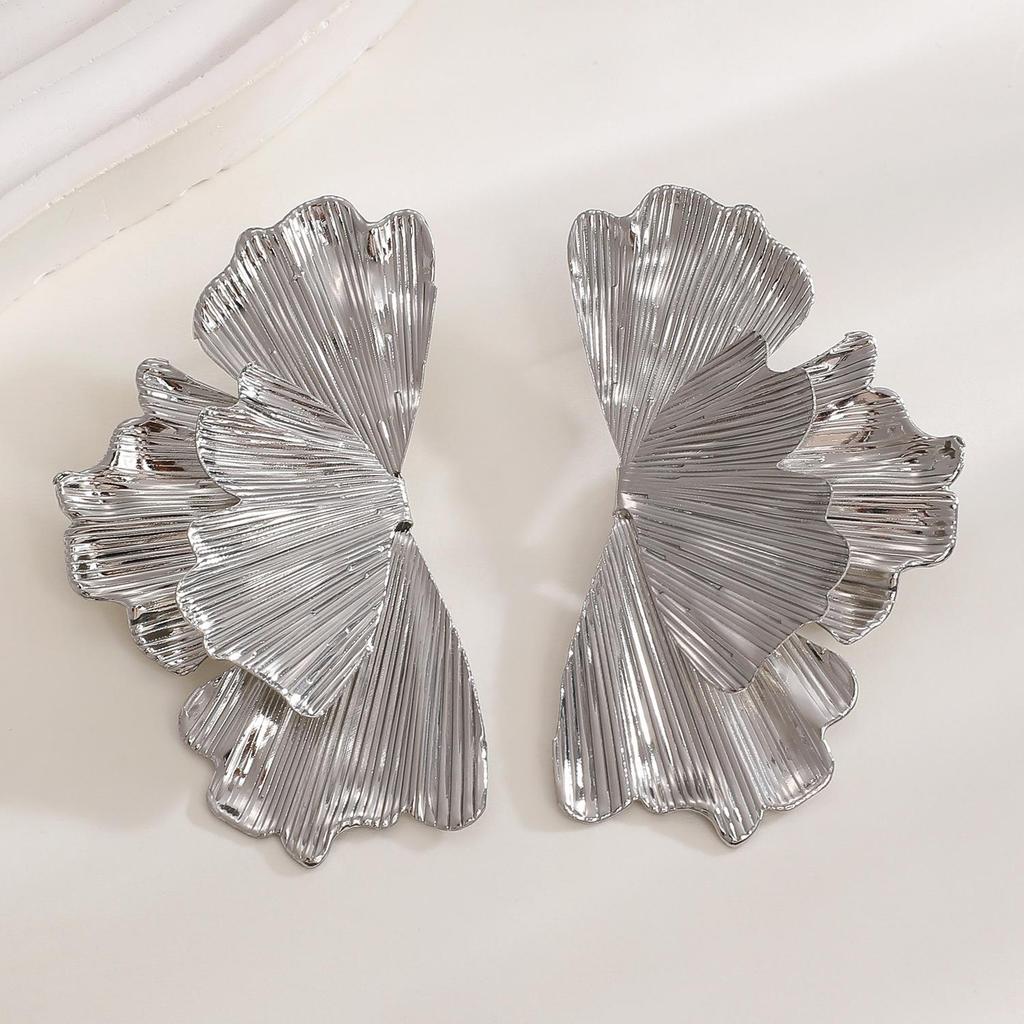 Fashion Minimalist Punk Style Alloy Ginkgo Leaf Folded Flower Earrings For Women