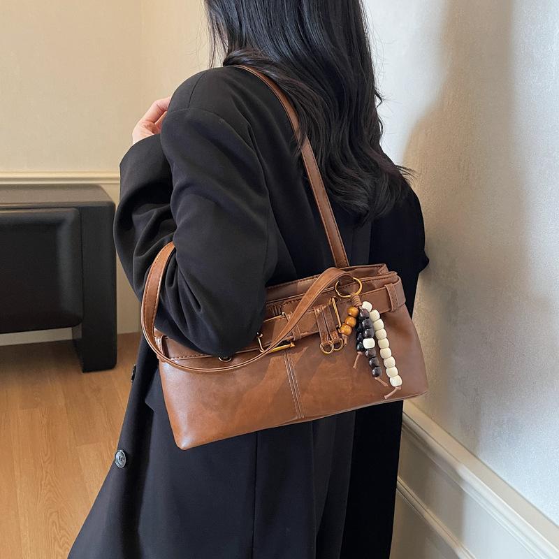 Retro Niche Underarm Bag Women's 2025 New Trendy Fashion Korean Portable Commuter Large Capacity Shoulder Tote Bag