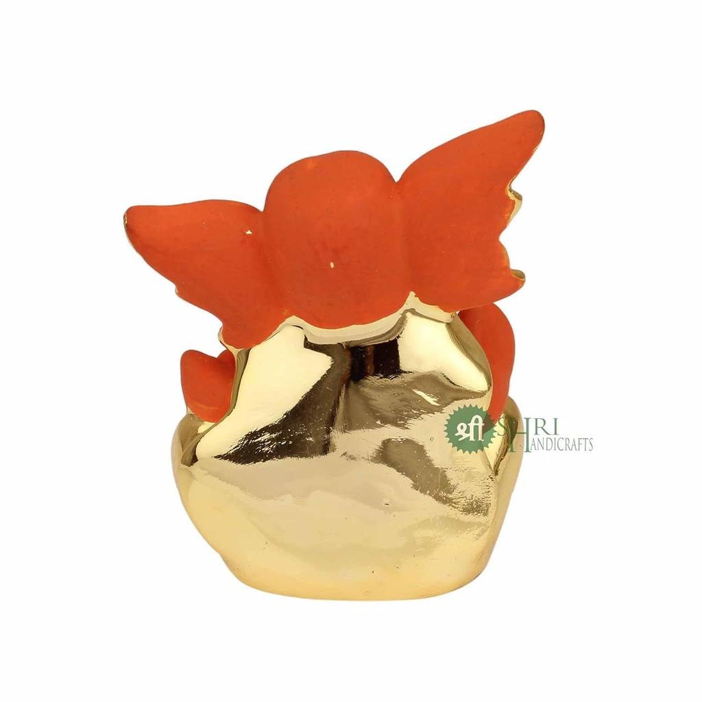 Resin God Ganpati Gold Ganesha Idol for Car Dashoboard & Home and Office Décor