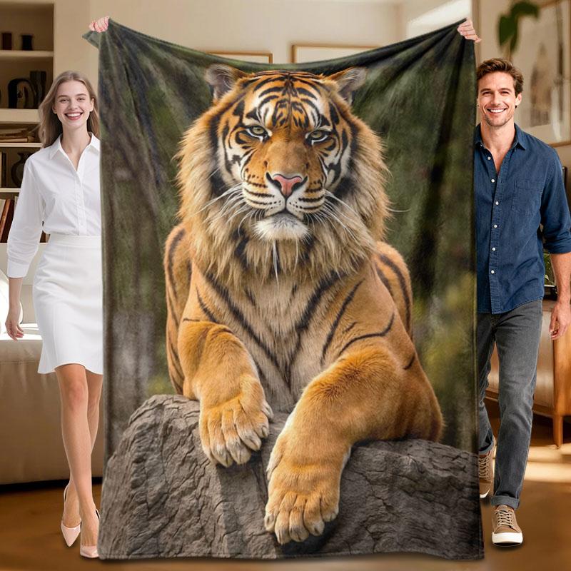 

1 piece tiger-themed gray flannel blanket, soft, suitable for sofa, bed, office, all-season use. 70x100cm