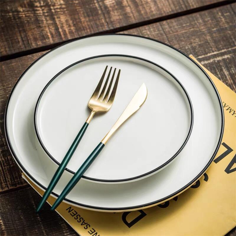 Talerz ceramiczny do steków 10 cali Czarny Jedzenie zachodnie Owoce Makaron Płaski Talerz Domowy Okrągły Deser Sałatka Dania śniadaniowe Zastawa stołowa