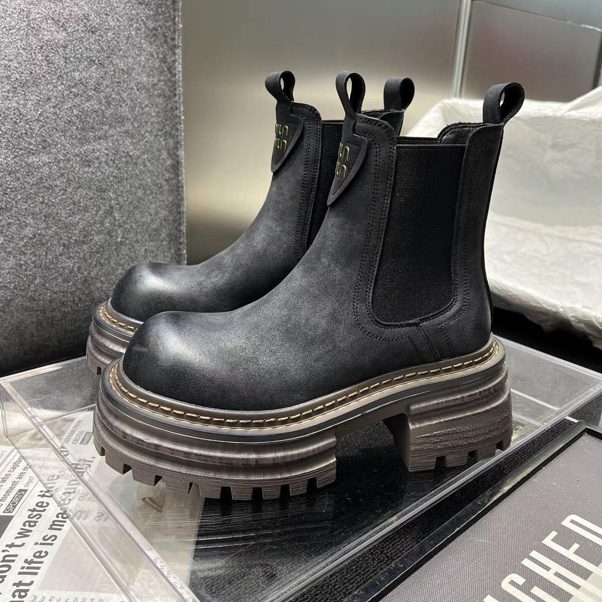 

Осень-зима Новые однотонные короткие ботинки в стиле ретро с толстой подошвой Универсальные женские туфли Модные брендовые ботинки дымчато-серого цвета 40 чёрный