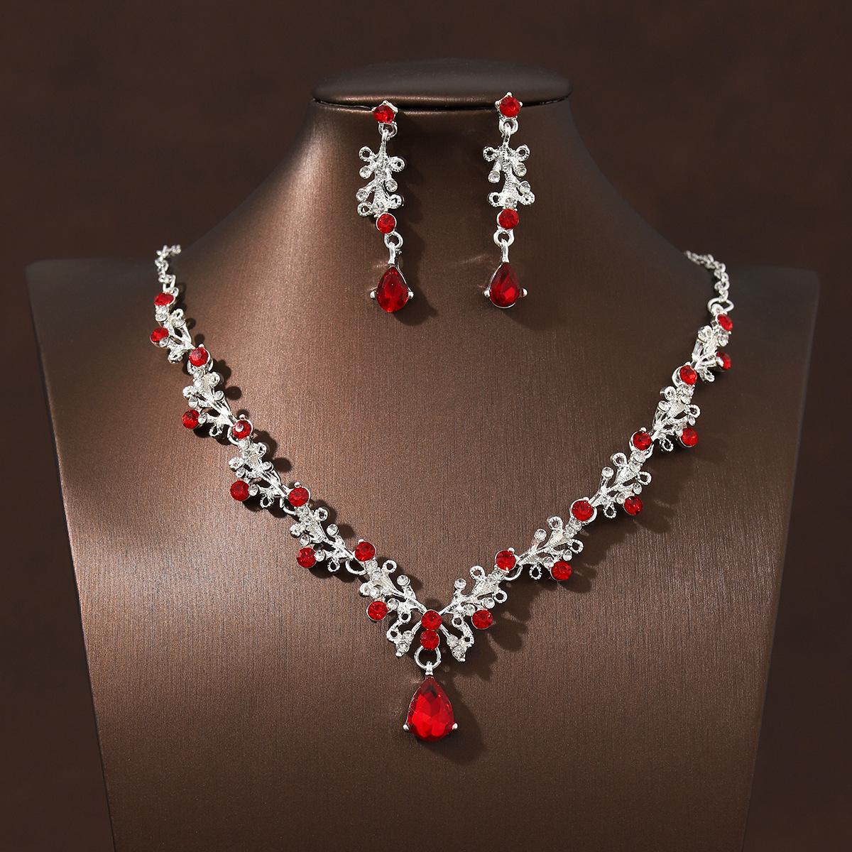 

Комплект ожерелья и серег Аксессуары Аксессуары для свадебного платья Ювелирные изделия для званого ужина бордовый