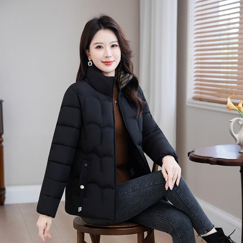 Mom's cotton-padded clothes, winter short down cotton-padded clothes, thickened jackets, new middle-aged and old warm loose cotton-padded jackets.