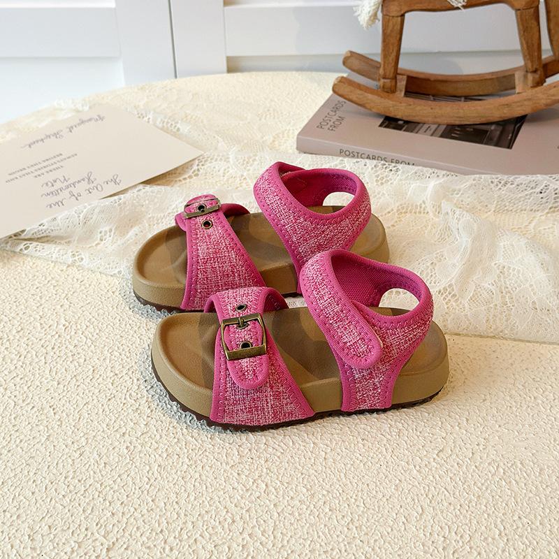 

Summer Girl Casual Sandals New Korean Version Child Flat Shoe Daily Girls Slip Outdoor Beach Sandals Campus Walking Sandals 24