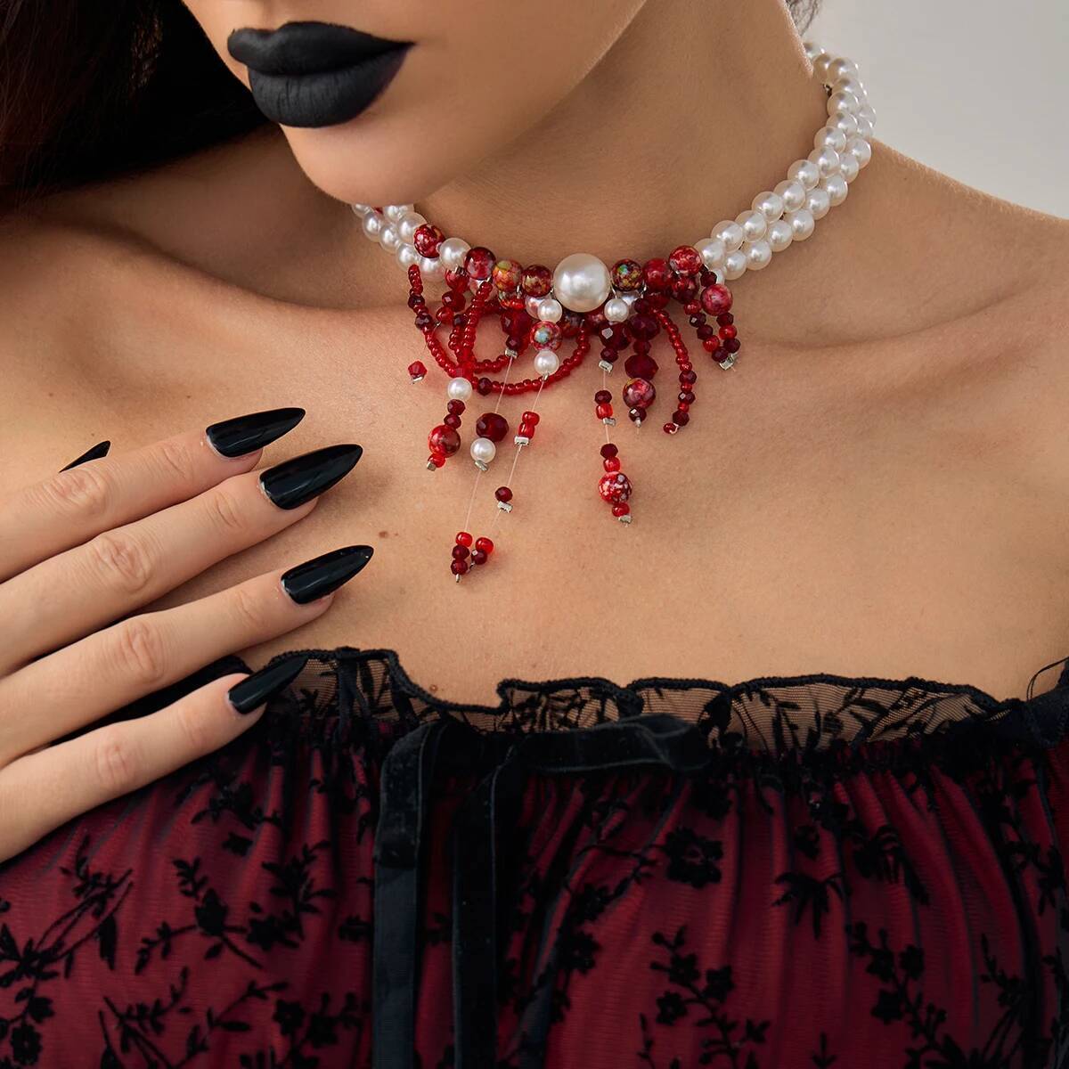 

Ingemark Vintage Red Crystal Blood Water Drop Pendant Choker Necklace for Women Goth Imitation Pearl Chain Halloween Jewelry New белый