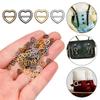 20/40 Stück 4mm Herzförmige Mädchenspielzeug DIY Puppenschnallen Gürtelschnallen Tri-Glide-Schnalle Puppentaschen Zubehör