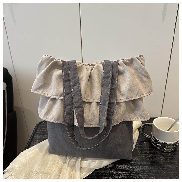 2025 Korean Version of the New Skirt Wrinkled Large-capacity Tote Bag Lazy Style Casual Simple Canvas Bag Bag