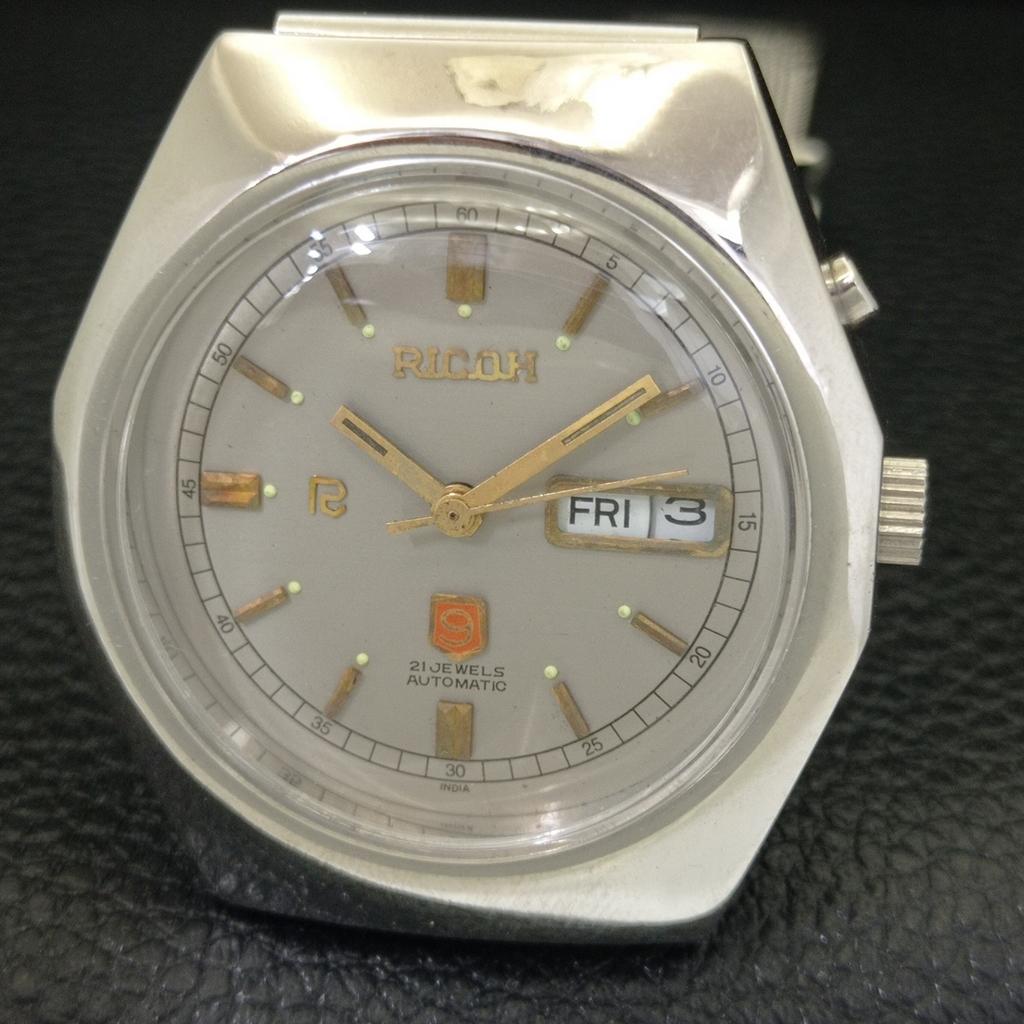 VINTAGE RICOH R31 AUTOMATIC JAPAN MENS ORIGINAL DIAL WATCH a703564-1 R213d-a703564