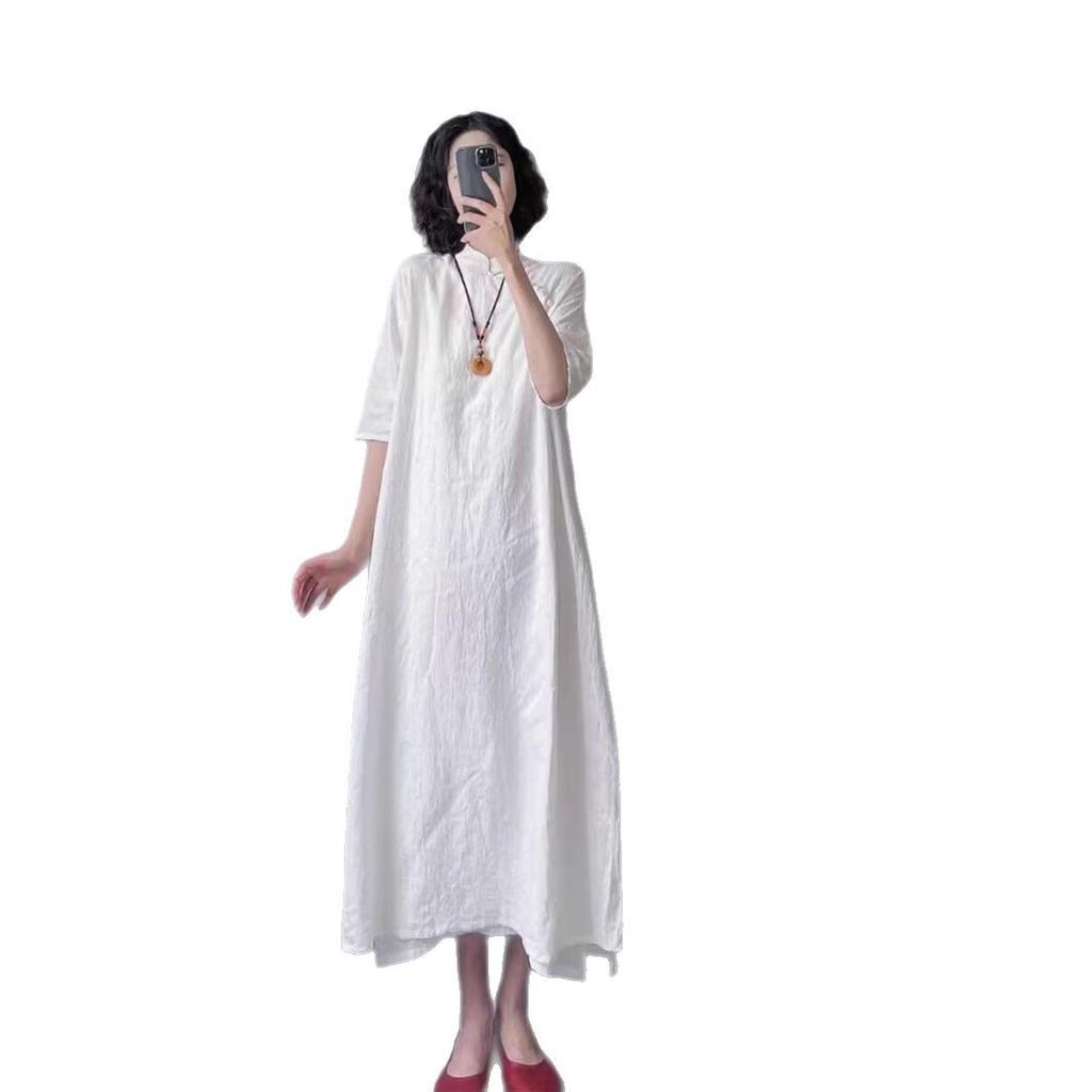 Rétro simple et élégant boucle faite à la main patte diagonale col montant cheongsam amélioré été nouveau manches courtes jacquard coton et lin