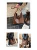2025 Autumn/Winter Retro Woven Texture Large Capacity Tote: Versatile Casual Shoulder Bucket Bag