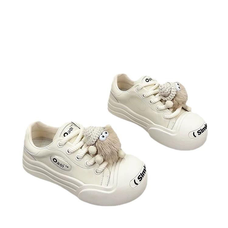 Laughing leather board shoes women's 2025 new big head ugly cute little white shoes versatile platform bread low-top casual shoes