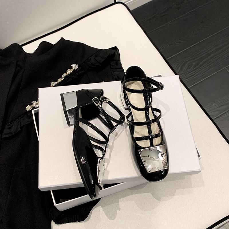 Grape Mother Metal Buckle Patent Leather Square Head Hollow Strap Thick Heel Sandals Mary Jane Shoes Summer New Bag Head Women's Shoes