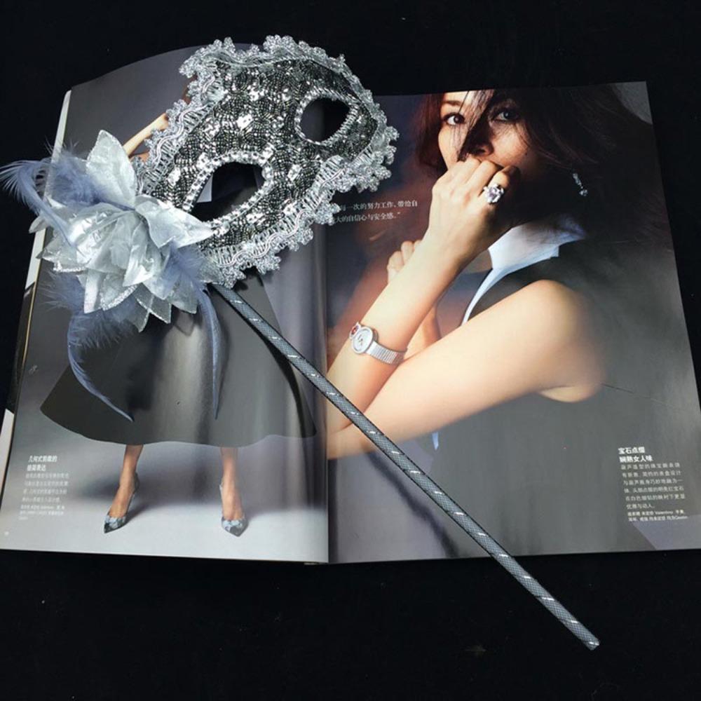 Venetian Party Handheld Masquerade Masks Carnival Party Festival Costume Party White Lace Veil Feather Stick Side Flower