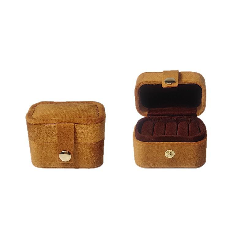 Minimalist Velvet Ring & Stud Earrings Gift Box