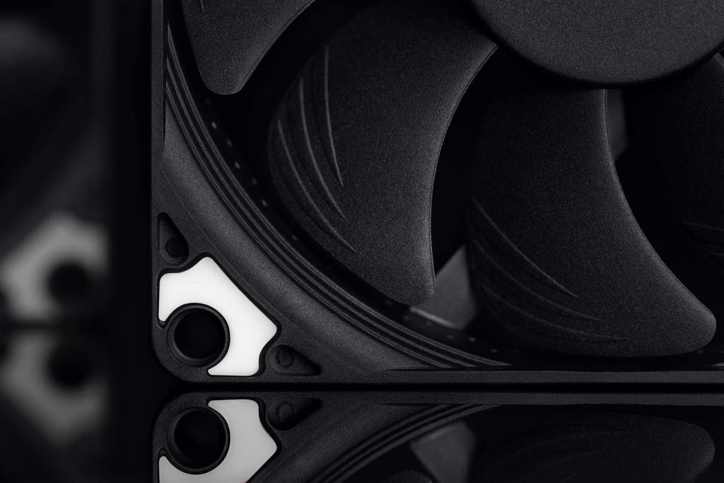 Noctua NF-A9x14 HS-PWM Chromax.black.swap 92mm 14mm Thick 4-pin PWM Slim Case Fan with Anti-vibration Pads.