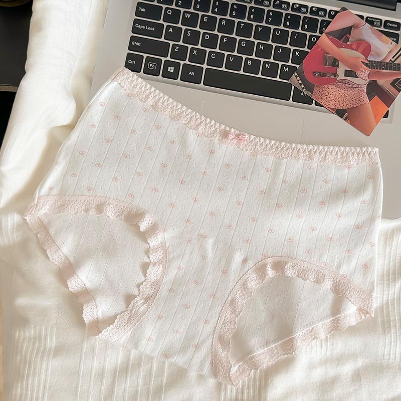 Plus Size Women's Sweet Poodle Cotton Breathable Anti Tardiness Briefs