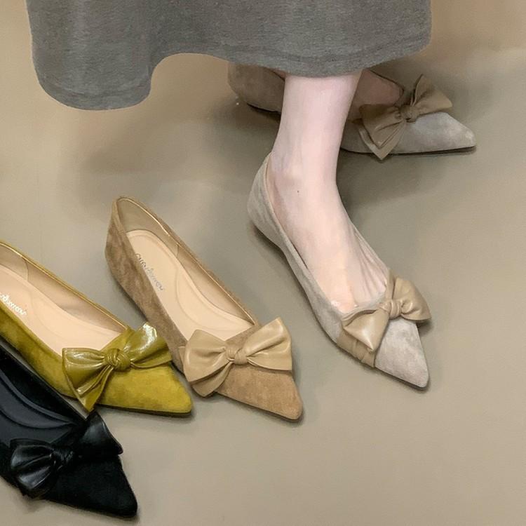 Miyou neues Produkt, spitzes Wildleder, niedriger Absatz Temperament Einzelne Schuhe, Schleife 2025 Herbst neue vielseitige Pendlerschuhe